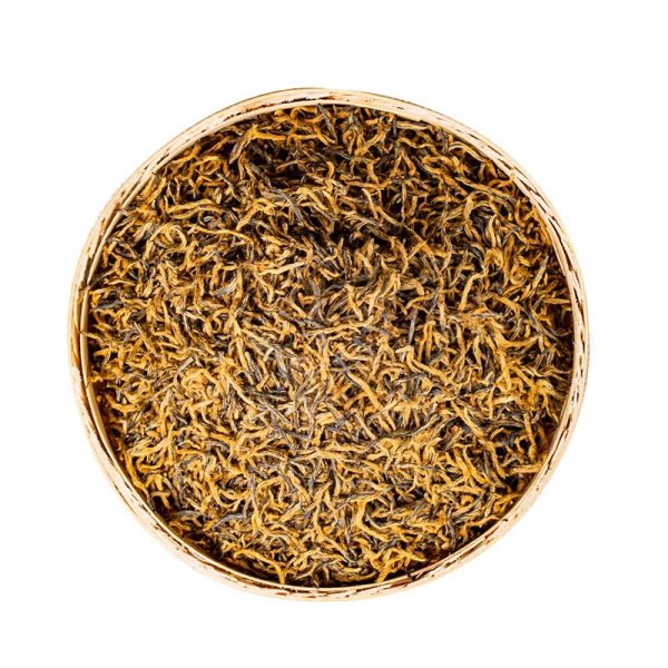 dry tea leaves of golden bud jin jun mei