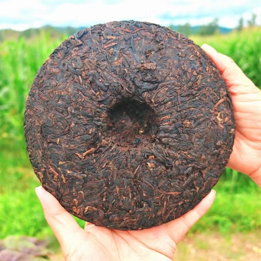 2012 "zhong Hong Yin" Ripe Pu-erh Tea Cake Of Menghai