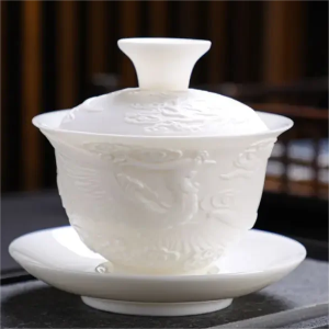 example of a porcelain gaiwan teaset