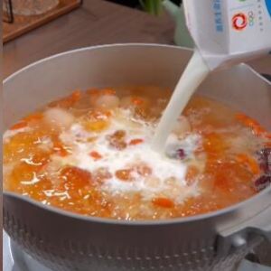 step 3 of preparing peach gum step 3 of preparing peach gum